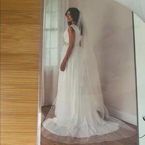 White Chapel-Length Veil